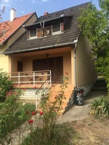 Nyaraló a Balaton parton - 鲍洛通塞派兹德