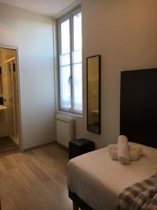 Hotels Les Bains Boyardville - Hotel et Restaurant : photos des chambres