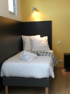 Hotels Les Bains Boyardville - Hotel et Restaurant : photos des chambres