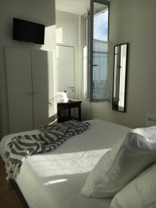 Hotels Les Bains Boyardville - Hotel et Restaurant : photos des chambres