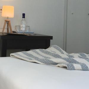 Hotels Les Bains Boyardville - Hotel et Restaurant : photos des chambres