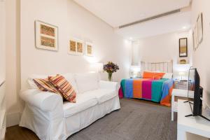 Suite with Terrace room in Sevilla Home Center Suites