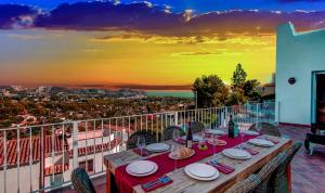 Villa Beniarres Guest House B&B in Moraira - Отели типа «постель и завтрак», Морайра