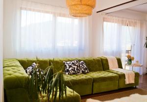 AmurguluiBnB 3 Rooms Apartment with Mountain View