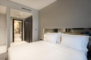 Urban One Bedroom Apartment room in Studio M Arabian Plaza Hotel & Hotel Apartments by Millennium
