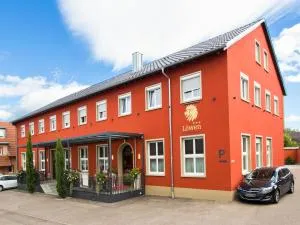 Hotel Löwen Garni - B&B - Rust