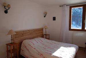 Chalets grand chalet plein sud : photos des chambres