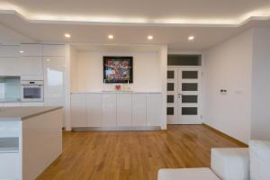Seven Hills Riverside