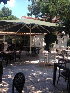 Hotels Le Jardin des Oliviers : photos des chambres