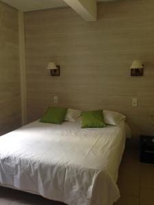 Hotels Le Jardin des Oliviers : photos des chambres