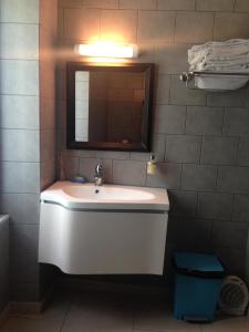 Hotels Le Jardin des Oliviers : photos des chambres