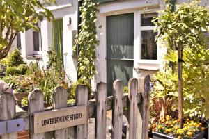 Lowerbourne House Studio