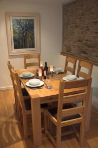 No1 The Pottery, Dartmouth