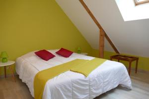 Maisons de vacances la ferme du parroi : photos des chambres