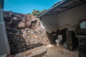 Phòng Tiêu Chuẩn Giường Đôi (Standard Double Room)