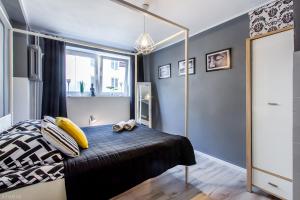 ClickTheFlat Constitution Square Apart Rooms