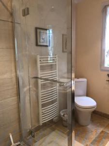 B&B / Chambres d'hotes Mas de l'Olivette : Suite