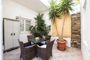 Town House for 6-16 Paros Greece