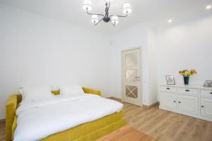 R.O.Y.A.L apartments