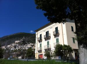 La Rocca Mia House B&B