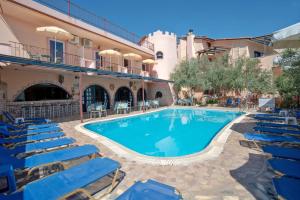 Kleoni Club Apartments Argolida Greece