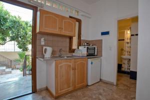 Kleoni Club Apartments Argolida Greece