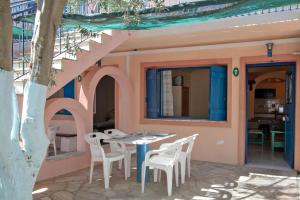 Kleoni Club Apartments Argolida Greece