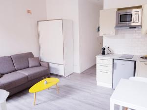 Appartements Cosy central studio Nice Rossini large balcony : photos des chambres