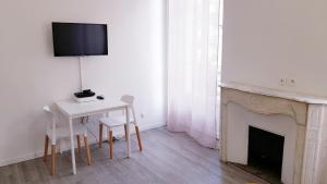 Appartements Cosy central studio Nice Rossini large balcony : photos des chambres