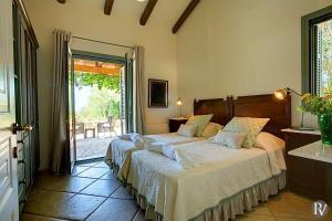 Mousata Villa Sleeps 10 Pool Air Con WiFi Kefalloniá Greece