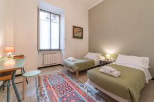 Elizabeth House - WelcomeToRhome