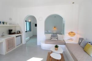 Filira Suites Santorini Greece