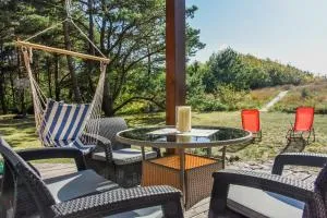 Beachfront Villa | Amazing location - Pape