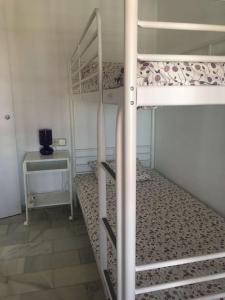 Apartamento con aire acondicionado en urbanización con piscina