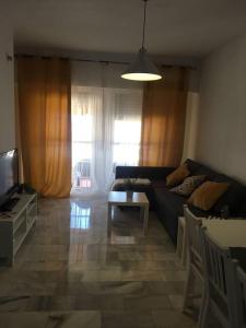 Apartamento con aire acondicionado en urbanización con piscina