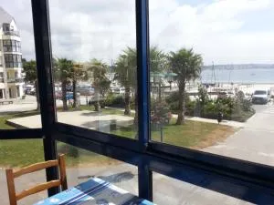 Charme et Océan face à la plage - Porsmilin