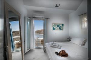 Simousi Villas Kythnos Greece