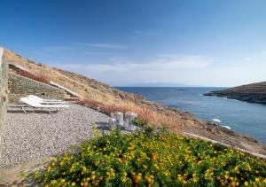 Simousi Villas Kythnos Greece