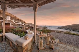 Simousi Villas Kythnos Greece
