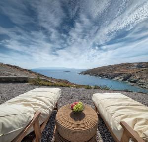 Simousi Villas Kythnos Greece