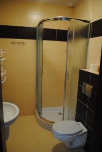 Krzywy Domek w Ostrowie Morza Brzeg