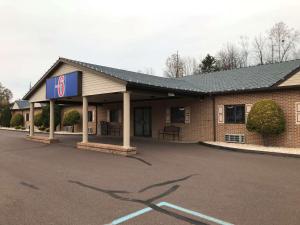 Motel 6-Bloomsburg, PA