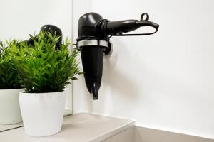 SC 03 by ROCKCHAIR Apartments l SUPERHOST Status l 2 Bedrooms Boxspringbeds Balcony Elevator - Cozy Family & Business Flair welcomes you!