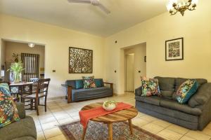 Villa Samaara1 on Candolim Main Road pool facing