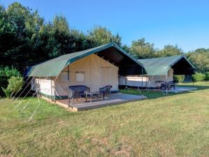 Bungalo Safaritent at Camping Prima Týn nad Vltavou Tšehhi Vabariik