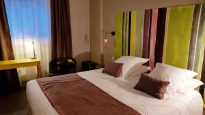 Hotels Hotel de Champagne : photos des chambres