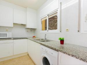 Apartment Velazquez-2 by Interhome