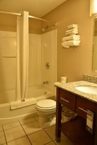 King Room - Non-Smoking room in Super 8 by Wyndham Rapid City Rushmore Rd