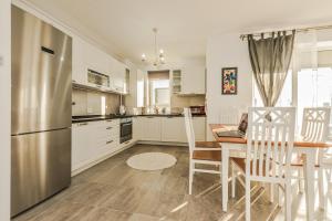 Elegant Sophias Apartment