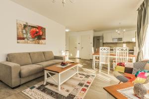 Elegant Sophias Apartment